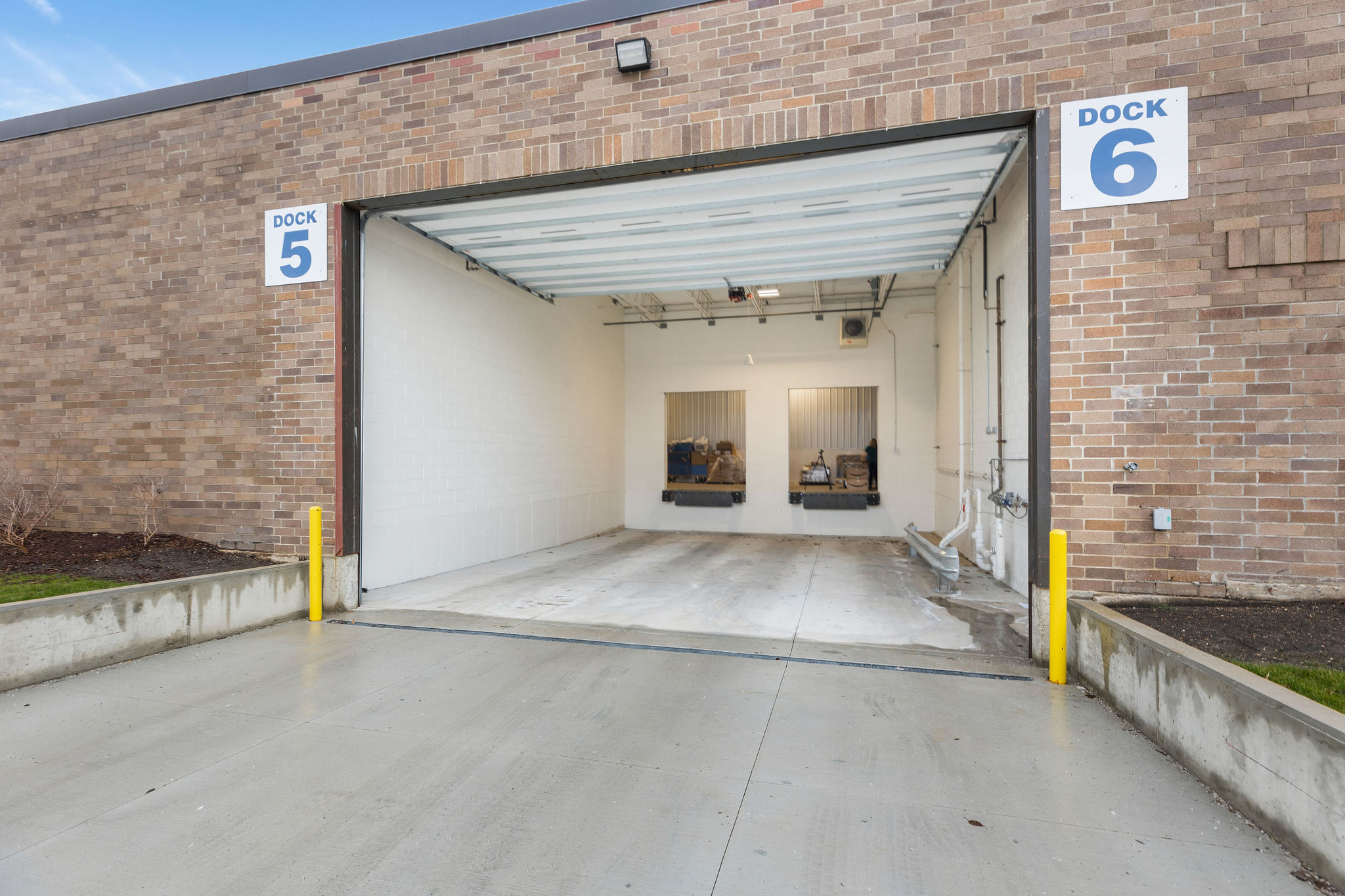 small warehouse space loading docks